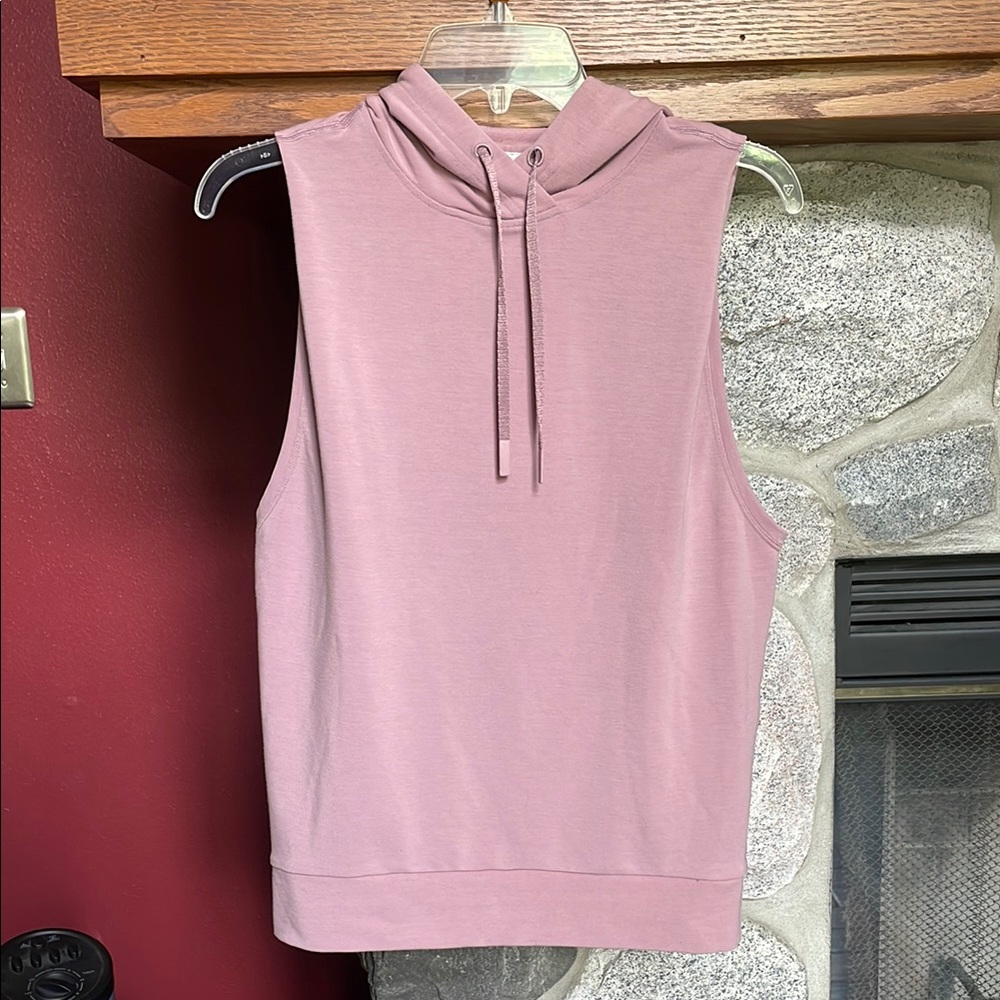 Lululemon x Barry Stronger as one Sleeveless Hoodie